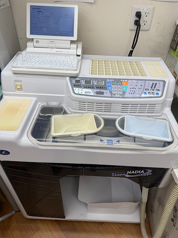 有限会社 カワサキ薬局　機器